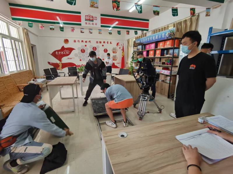 追星女孩心理学分析报告：雷波县广告片拍摄公司揭秘饭圈应援式传播逻辑