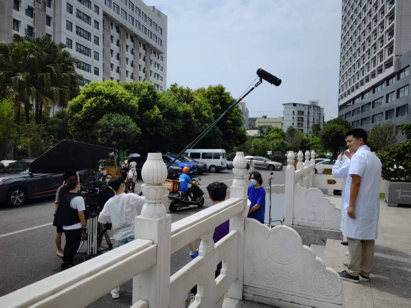 雷波县广告片拍摄公司低成本实现高规格制作的诀窍